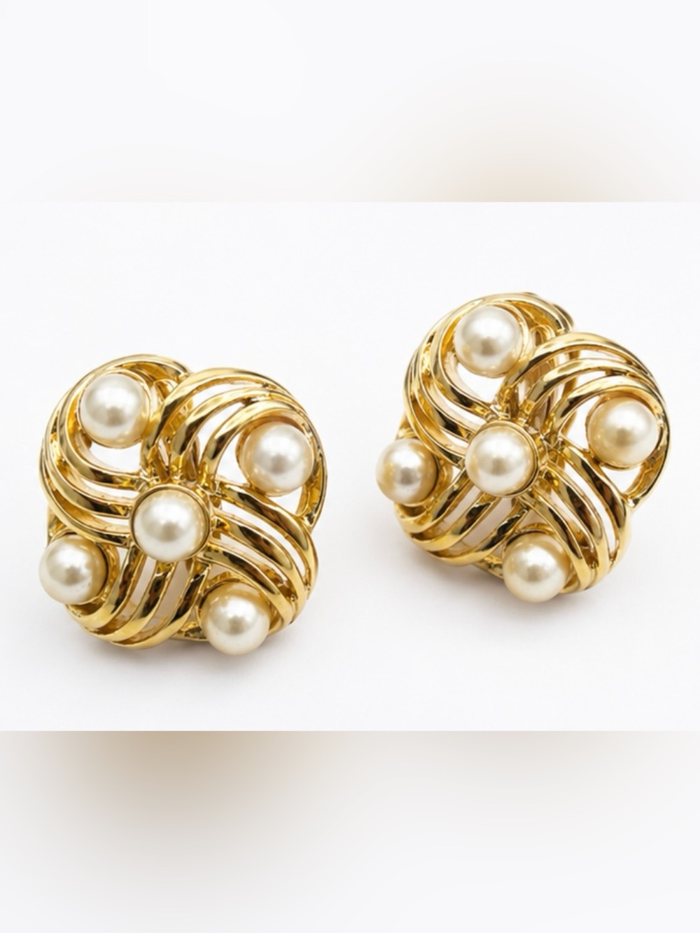Vintage Signed Napier Gold Tone Faux Pearl Screw-Back Earrings